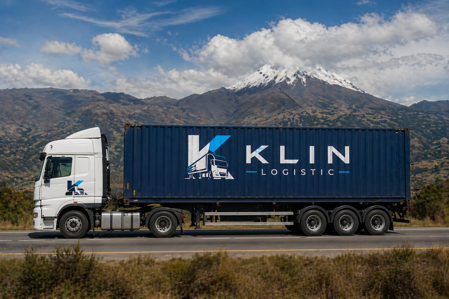 Camión Klin Logistic con logo
